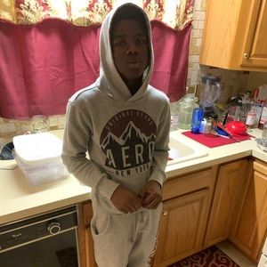 Meet your Posher, Siah